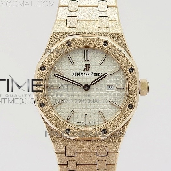 OM공장 오데마피게 로얄오크 레이디 15000 프로스티드로즈골드 실버다이얼 브레이슬릿 ROYAL OAK 33MM 15000 SATIN-POLISHED RG WHITE DIAL ON SS BRACELET QUARTZ