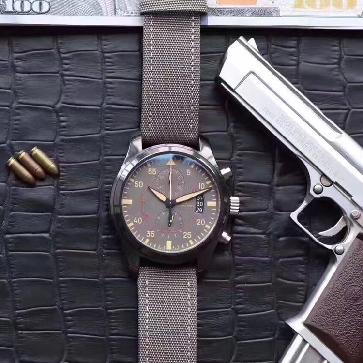 V6공장 IWC 크로노그래프 탑건 미라마 세라믹 IWC Chronograph TOPGUN Miramar