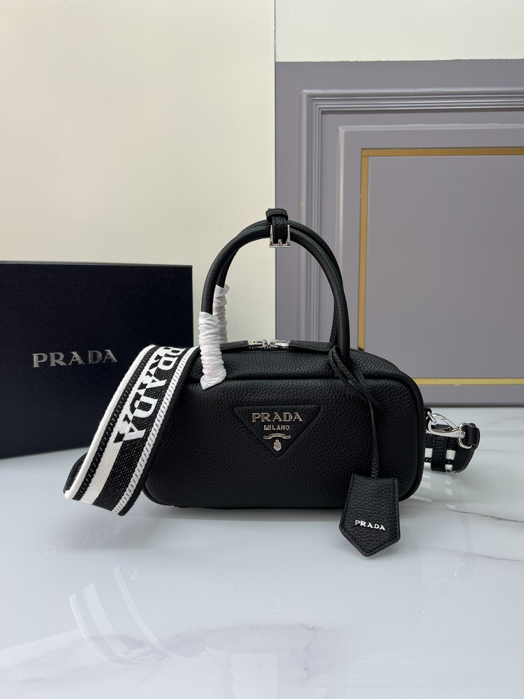 프라다 여성 토트백 PRADA 가죽 탑 핸들 백 1BB102