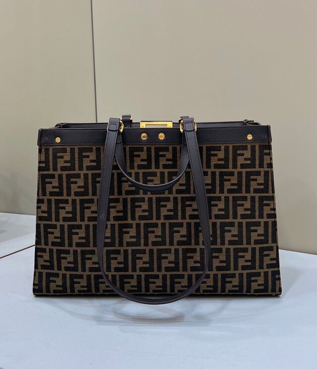 펜디 피카부 x토트백 FF  41cm
