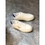 프라다 삼각로고 카프스킨 남녀공용 스니커즈
