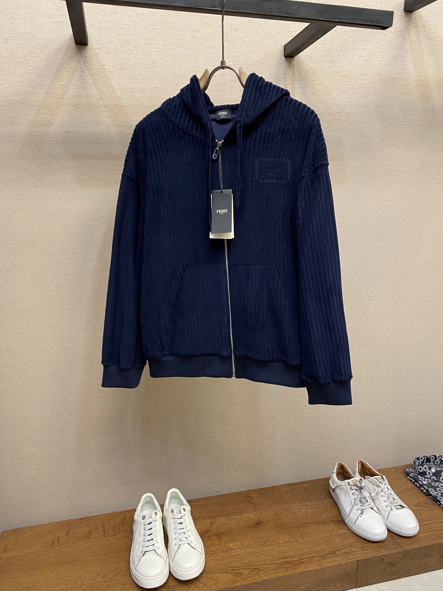 FENDI 블루 스웨이드 스웨트셔츠