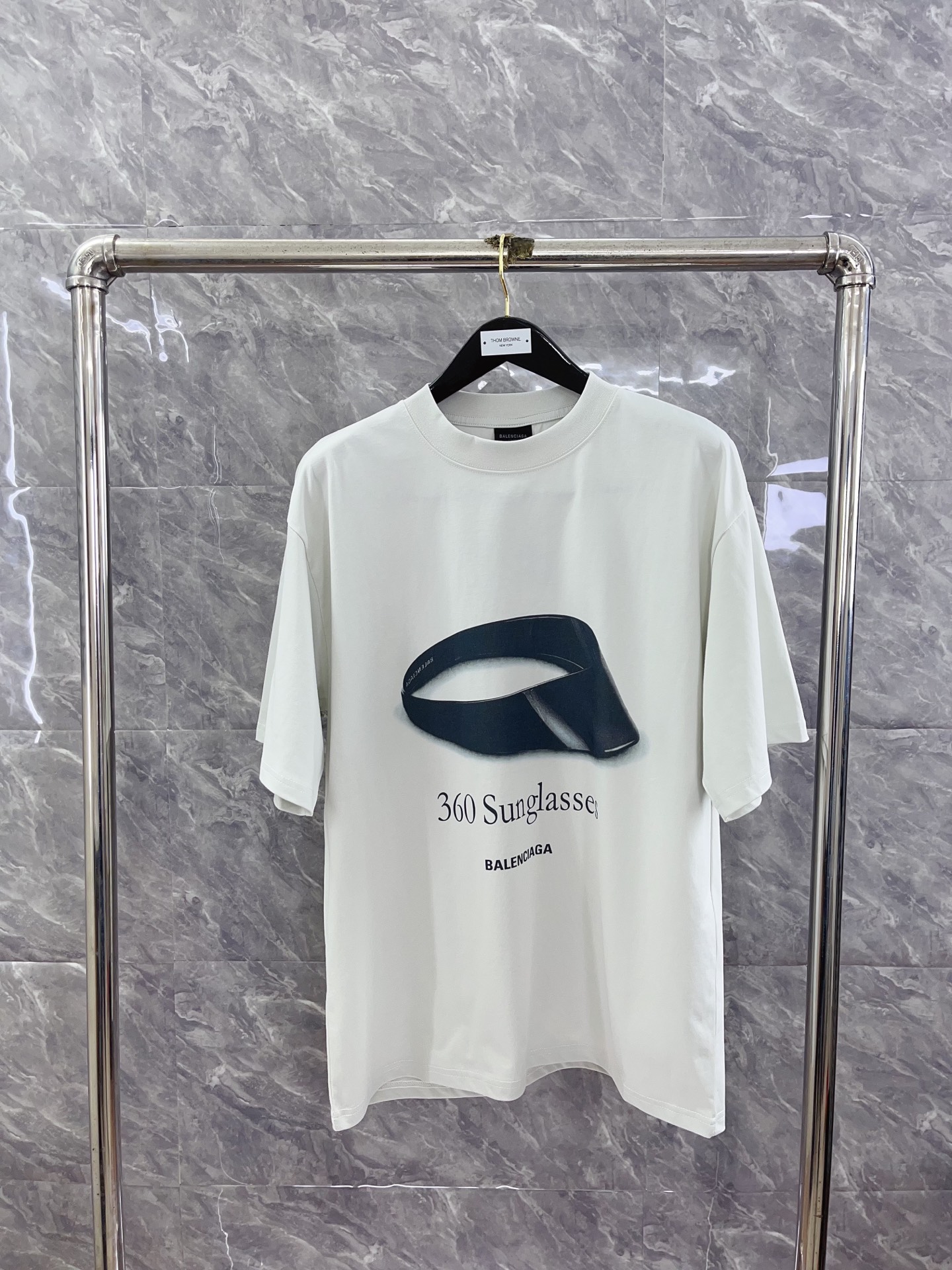 발렌시아가 반팔 티셔츠